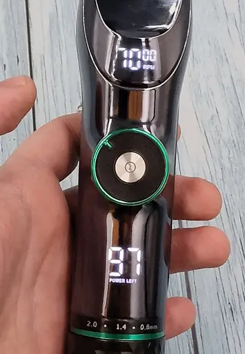 Профессиональная аккумуляторная машинка для стрижки волос VGR V-256 10 Вт - фото 2