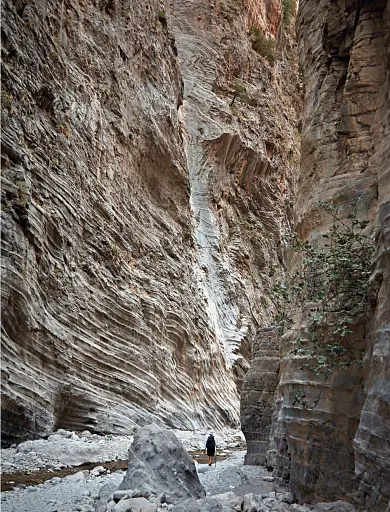 1001 Walks: You must experience before you die - фото 9