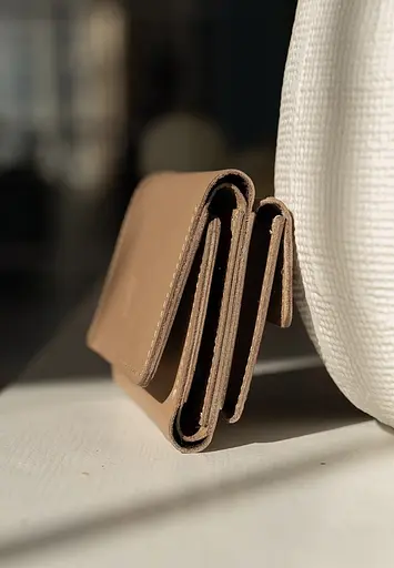 Кожаный кошелек Trinity карамель краст - фото 8