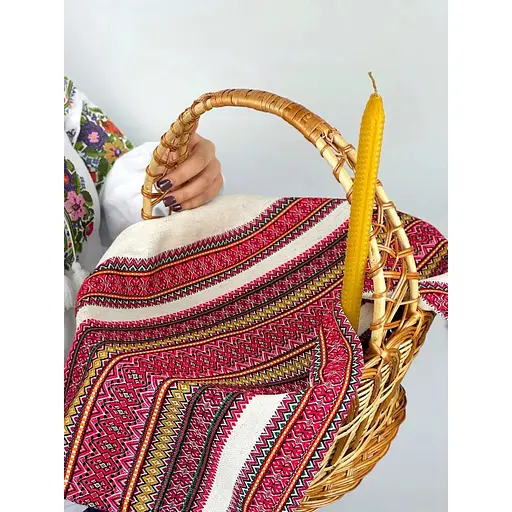 Комплект Великодній кошик Галичина коричневий з лляним рушником 70х45 см Грація червоний та свічкою