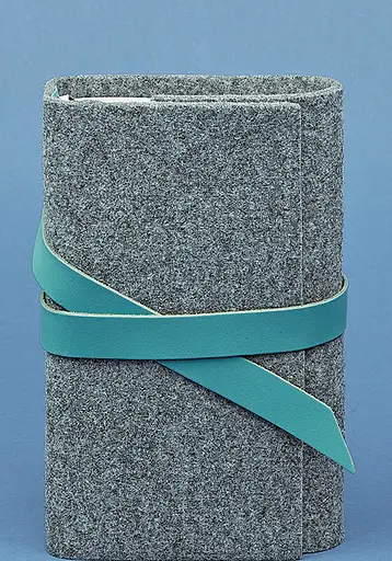 Фетровий жіночий блокнот (Софт-бук) 1.0 з шкіряними бірюзовими вставками - фото 1