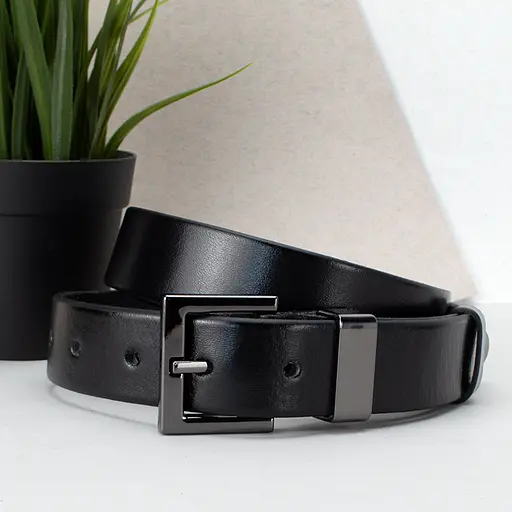 Ремень женский кожаный JK-3023 под джинсы черный с темной пряжкой (105 см) - фото 1