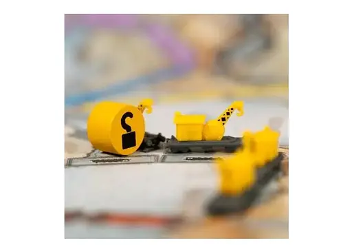 Аксесуар Days of Wonder Промонабір для гри Квиток на потяг 2 жовтий Ticket to Ride 20th Anniversary Deluxe Train Set (DOWTTRTS2) - фото 2