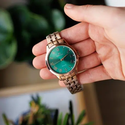 Женские наручные часы Naviforce Tenerife (Золотистые) - фото 7