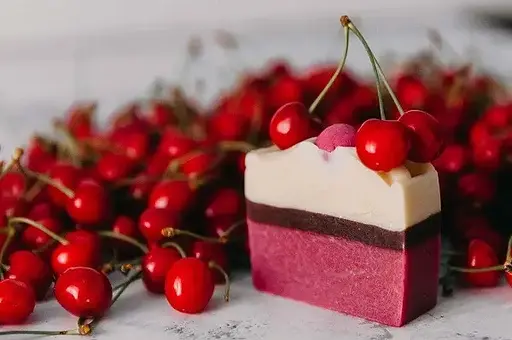 Мило Вишня у шоколаді Dushka 100 г - фото 2