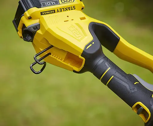 Висоторіз акумуляторний Stanley зі штангою з АКБ та ЗП SFMCPS620M1 - фото 3