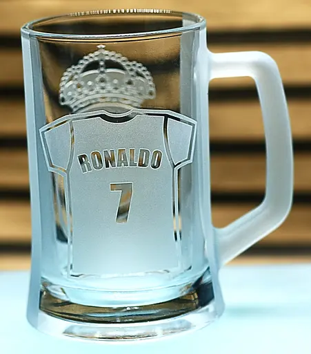 Пивний келих 660 мл Реал Мадрид Real Madrid з гравіюванням подарунок для фаната  футбольний кухоль Роналдо - фото 4