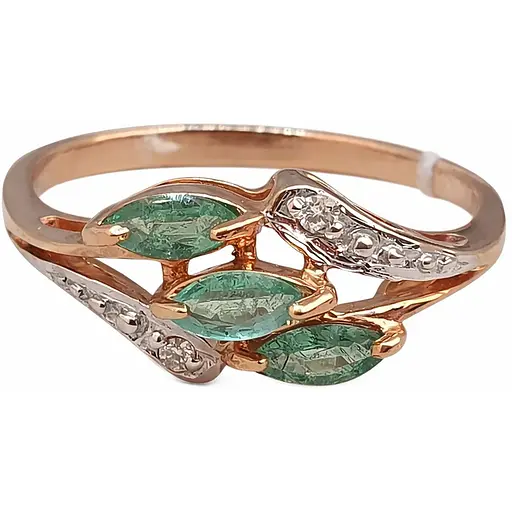 Золотое кольцо с бриллиантами и изумрудом. RE70016K 17 - фото 1