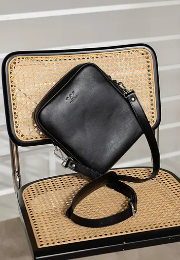 Шкіряна сумка Challenger S чорна - фото 5