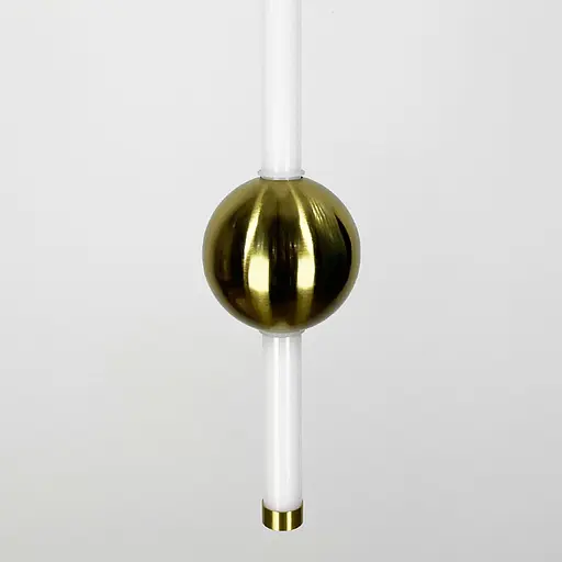 Led светильник в вертикальной форме 60 см с латунным шариком | Line F | Арт. YG517A/600 VL AB - фото 4