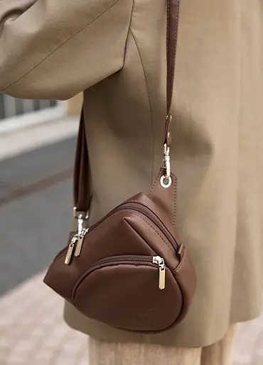 Женская кроссоди сумка бананка Sambag Sofi шоколад 20×18×5 см (88193020) - фото 3