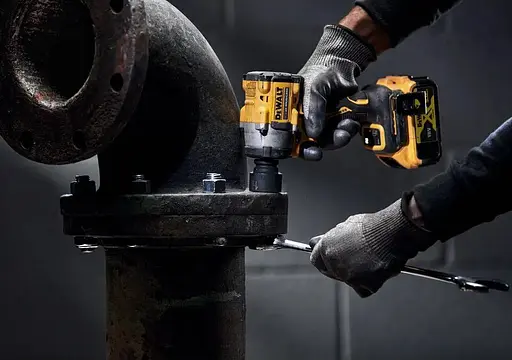 Гайковерт ударный DeWALT XR Li-Ion бесщеточный 18В 610 Нм 2500 об/мин 3550 уд/мин 1/2" 1.1 кг без АКБ и ЗП - фото 4