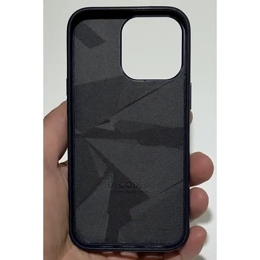 Оригинальный противоударный кожаный чехол Decoded Leather Case MagSafe для iPhone 13 Pro (6.1") Matt Navy Blue - фото 6