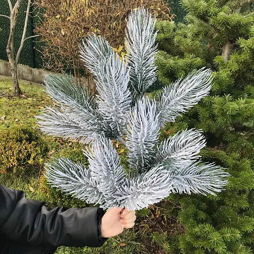 Декоративная искусственная хвоя Hvoya Сосна литая ветка елки заснеженная 60 см - фото 4