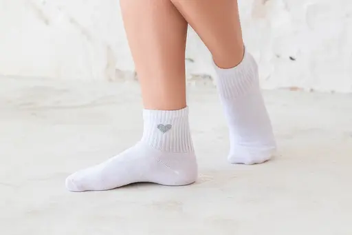 Набор носков 2 пары с сердцем принт. Бесшовные ORGANIC cotton JILL ANTONY 38-40 - фото 4