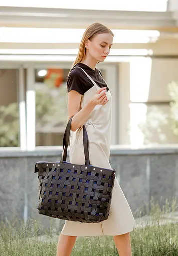 Шкіряна плетена жіноча сумка Пазл Xl чорна Crazy Horse - фото 6