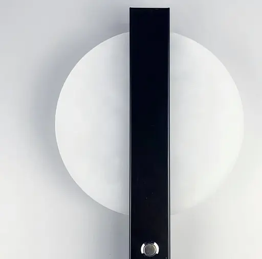 Дизайнерське бра з вимикачем в чорному корпусі Line F B 320 BK - фото 2