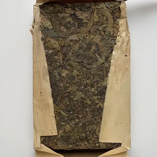 Шен пуэр Бинг Дао островной в пальмовом листе 2019 год 250 г - фото 4