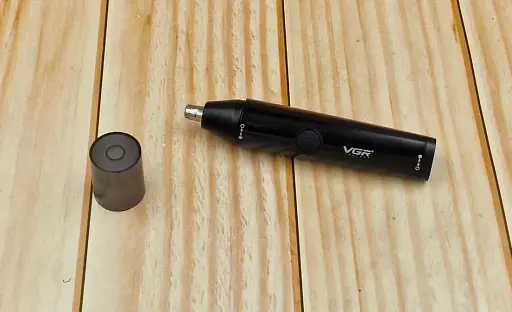 Аккумуляторный триммер для носа, ушей и бровей VGR V-613 (2 в 1) - фото 2