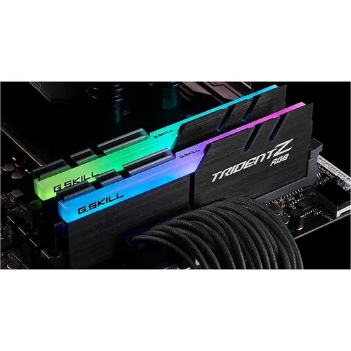 Пам'ять для настільних комп'ютерів G.Skill 64 GB (2x32GB) DDR4 3600 MHz Trident Z RGB (F4-3600C18D-64GTZR) - фото 4