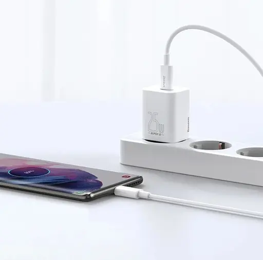 Сетевое зарядное устройство 3A/25W с входом Type-C BASEUS Super Si кабель Type-C универсальная зарядка для телефона Белый - фото 3