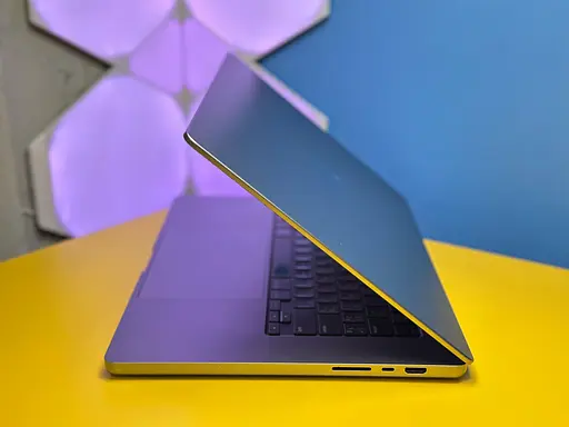 Ноутбук Apple MacBook Pro 16'' M1 Pro 16GB/512GB MK183 Space Gray 2021 (QCW2) Б/У [141778] - фото 2