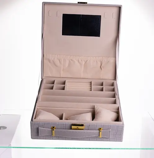 Скринька для прикрас бежева 2 яруси екошкіра 26×26×9 см органайзер для зберігання ювелірних виробів Сірий Yiwu HP-5-35G - фото 5