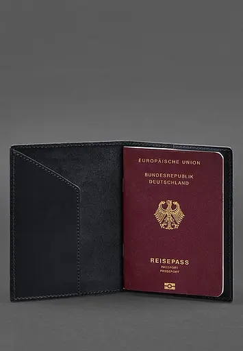 Кожаная обложка для паспорта с гербом Германии темно-синяя Crazy Horse - фото 3