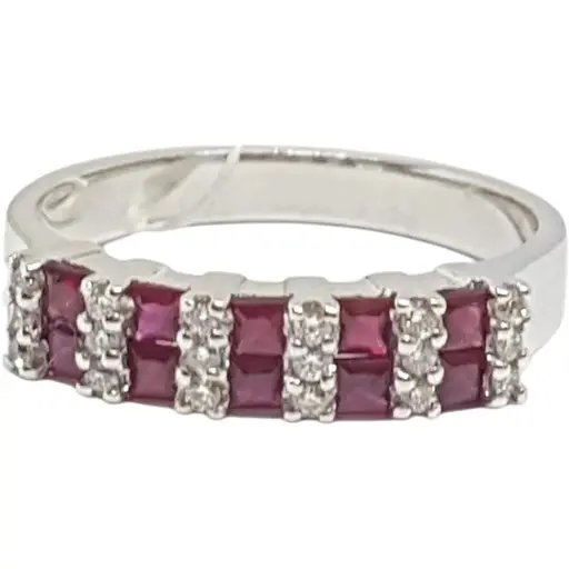 Золотое кольцо Гелиос с бриллиантами и рубинами. Артикул 55064914BR425 17