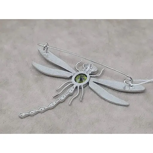 Срібна брошка Vegas Бабка з фіанітами. 70001Р Хризолитовий - фото 3