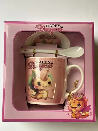 Новогодняя чашка Дракон 350 мл с тарелкой и ложкой в коробке kru-nr-dragon-10 Gee! - фото 1