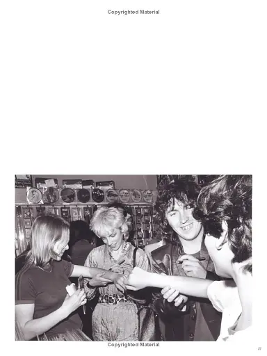 Annie Lennox: Retrospective - фото 11