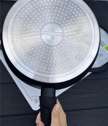 Сковорода глубокая Edenberg EB-3491 с крышкой с алмазным напылением и индукционным дном 2.4 л 24 см - фото 6