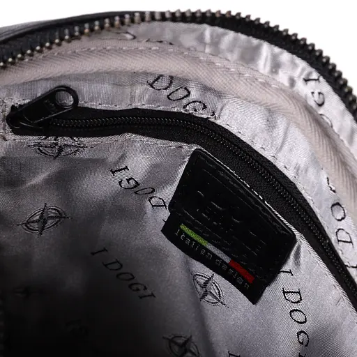 Стильна чоловіча сумка через плече із натуральної шкіри TONY PEROTTI 17,5х22х7 см sum0028957 - фото 7