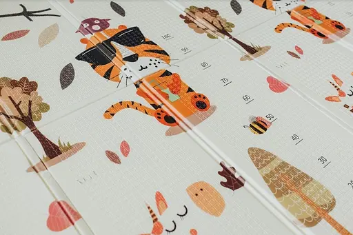 Уцінка. Дитячий двосторонній складаний килимок Poppet Тигреня в лісі і Молочна ферма, 150х180 см (PP001-150) - фото 5