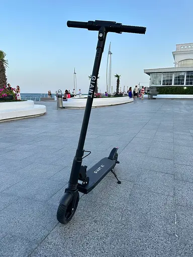 Электросамокат GIANT City X1 350W 7.5Ah черный (модель 2025 года) - фото 4