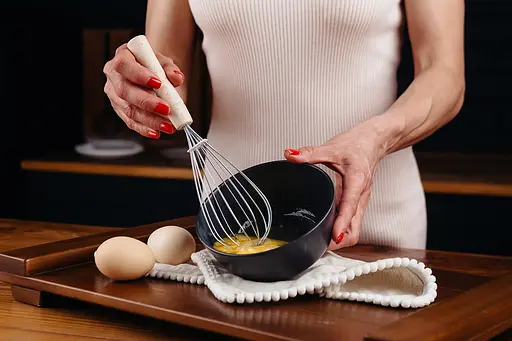 Венчик кухонный из нержавеющей стали с деревянной ручкой 26 см, Master Class 83797 - фото 6