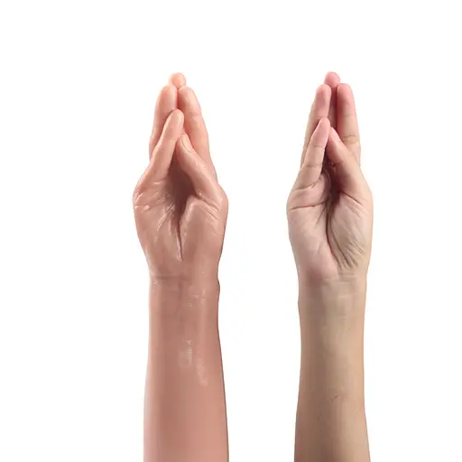 Рука для фістингу Lovetoy King Size Realistic Magic Hand 35 см тілесний - фото 3