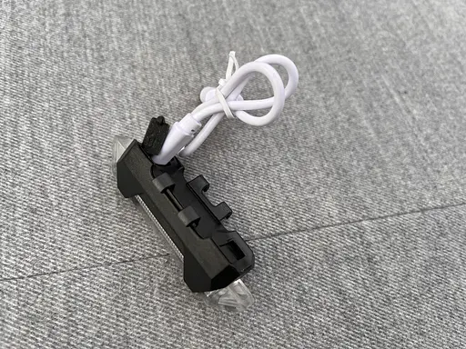 Велосипедная мигалка с белым светом Rapid X MKL-780 боковая вело фара габарит аккумуляторный Micro-USB - фото 8