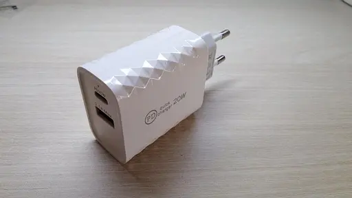 Зарядний адаптер блок на 2 виходи APD-180 20 W USB-A + USB C - фото 2