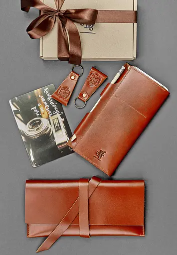 Набор кожаных аксессуаров путешественнику Сидней для пары - фото 2