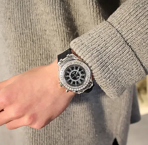 Наручний годинник жіночий Geneva Lighter Срібний (2424) - фото 10