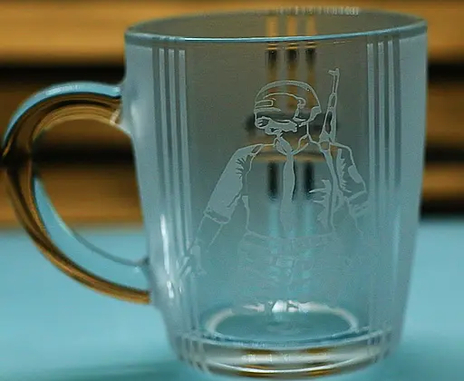 Скляна чашка 350 мл PUBG з гравіюванням подарунок для фаната PUBG ігровий кухоль ПАБГ - фото 1