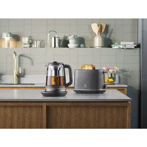 Electrolux Электрочайник, 1,7л, Strix, стекло, заварник, поддержка темп, черный - фото 3