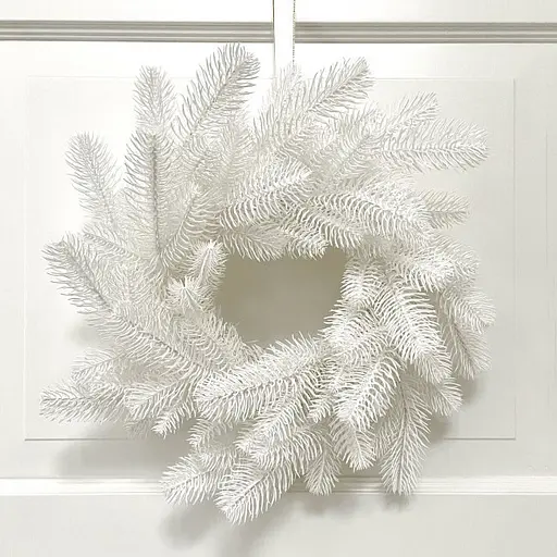 Вінок новорічний різдвяний Hvoya Lux з литої хвої білий 40 см - фото 2