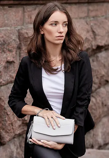 Біла шкіряна жіноча сумка Еліс - фото 2