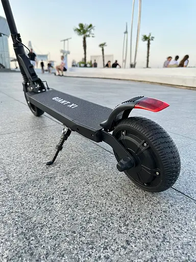 Электросамокат GIANT City X1 350W 7.5Ah черный (модель 2025 года) - фото 7
