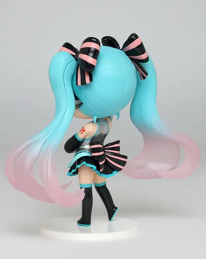 Фігурка Taito Хацуне Міку Hatsune Miku Doll Crystal Hatsune Miku 14 см T V HMDC 14 - фото 4