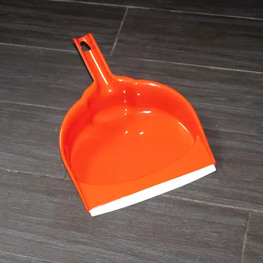 Совок пластиковый для мусора с резиновой насадкой 33 см, Господар Красный 85994 - фото 8