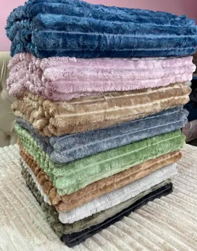 Плед Королевский шарпей Черный мягкий плед в полоску 1,50×2,20 м - фото 1